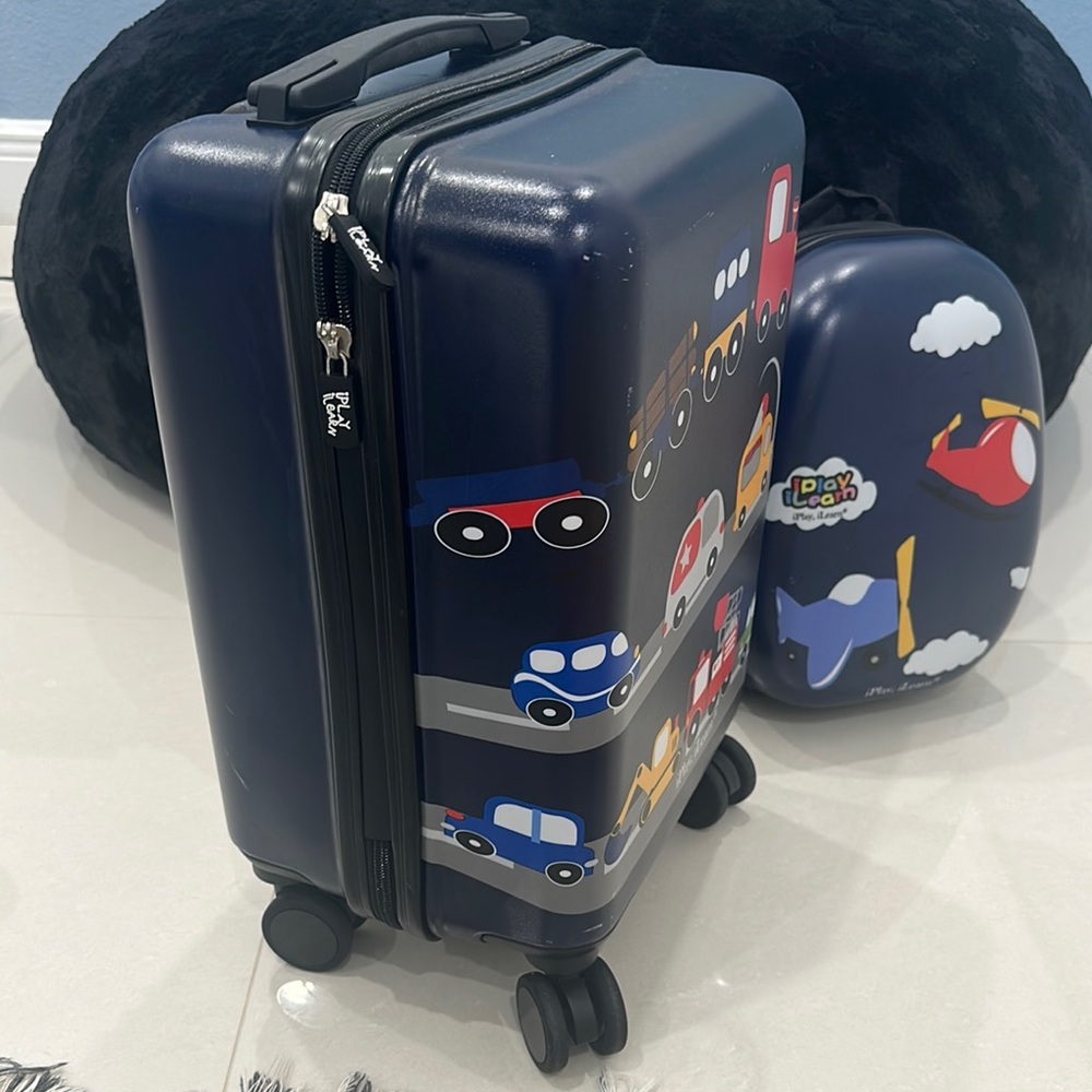 Kids Toy Vehicle Suitcase Set - Blue - Picture 2 of 7